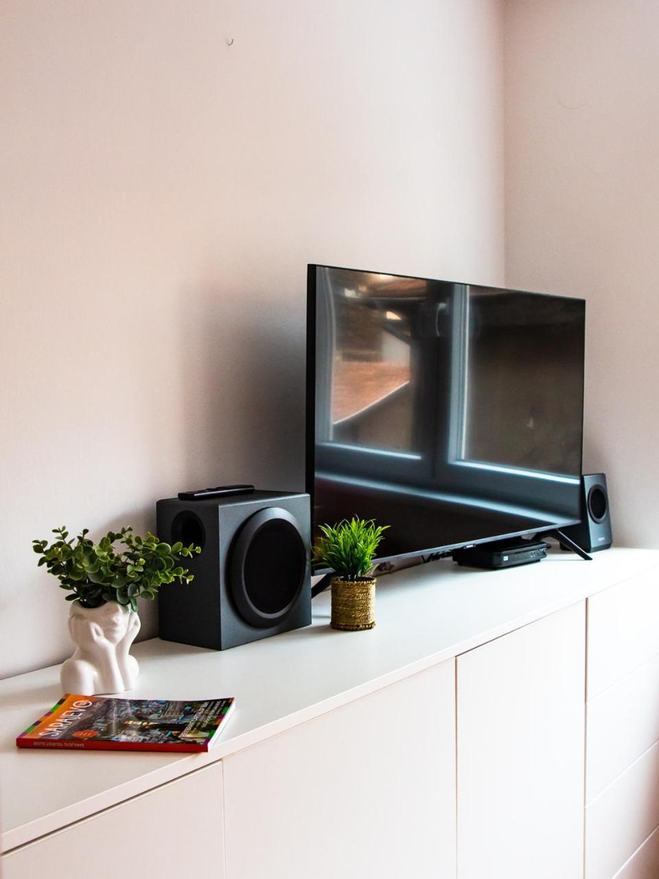 Apartment Cheyf Modern In Center Sarajevo